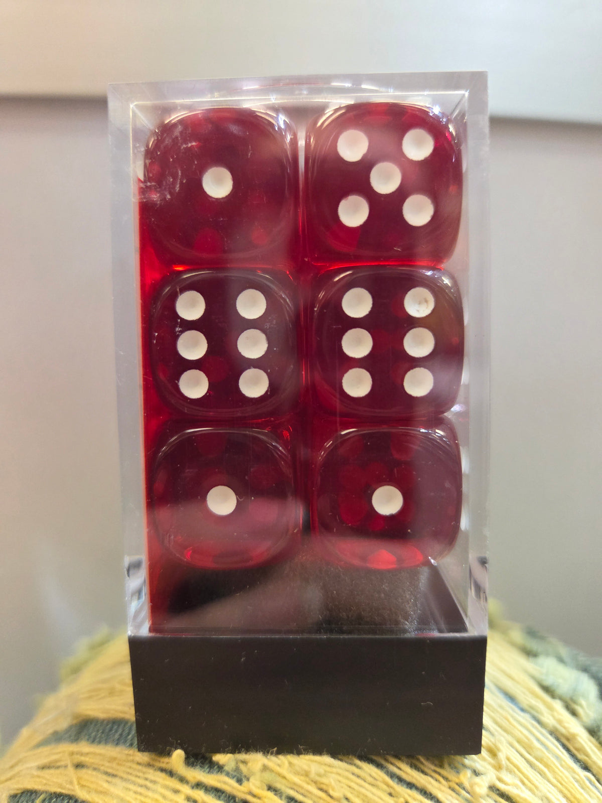 Chessex Dice Red/White set of 12 16mm D6