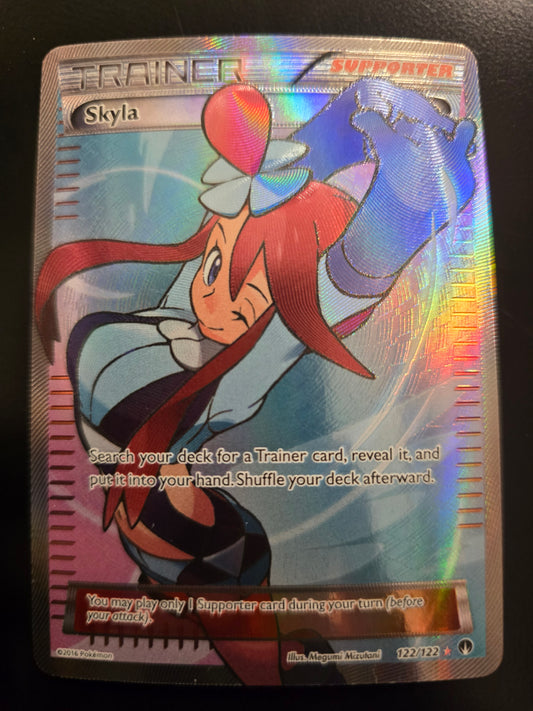 Skyla 122/122 XY Holofoil NM